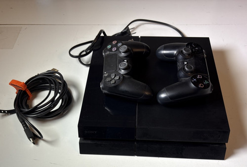Sony playstation 2 - 4, w/